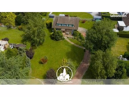 maison individuelle sur sous-sol complet avec 2010 m² de terrain