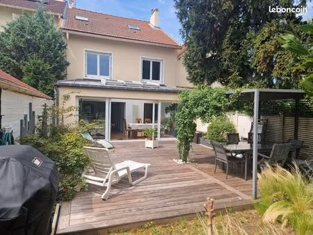 vente maison familiale de 7 pièces au calme à chatou (78400) quartier les peintres – vente