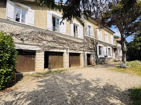 vente maison 8 pièces 310 m² poitiers (86000)