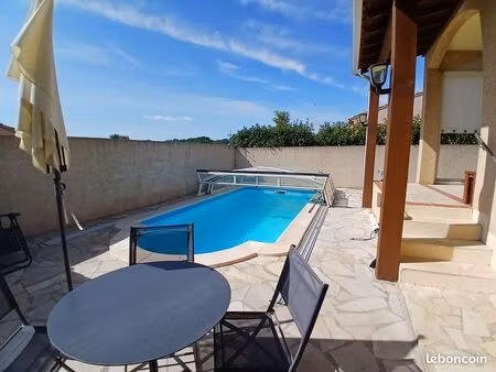 villa 4 faces 3 chambres avec piscine au sel et jardin sans entretien