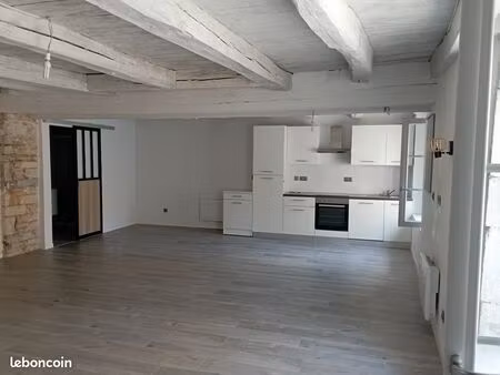 t3 rénové de 90 m2 / vente à terme libre / crédit vendeur