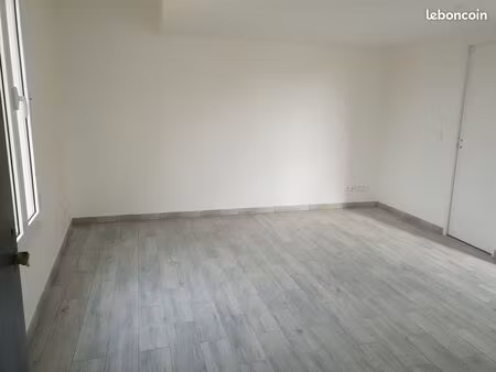 studio 30m2 lumineux en centre-ville