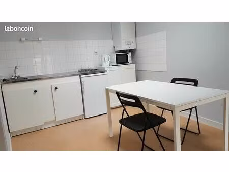 studio centre ville yssingeaux