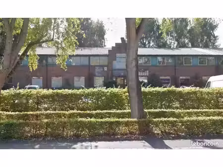 bureaux 194 m²