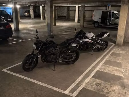parking moto
