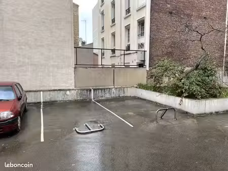 à louer place de parking