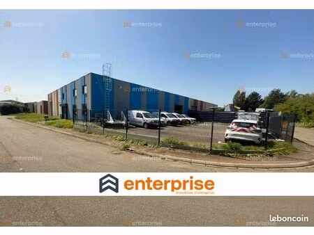 local d'activité 330 m²