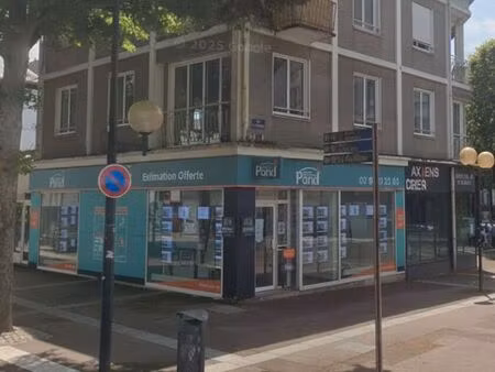local commercial 140 m² lorient