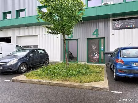 local 154 m² mions