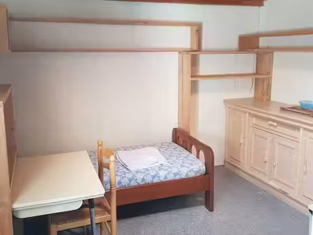 chambre meublee