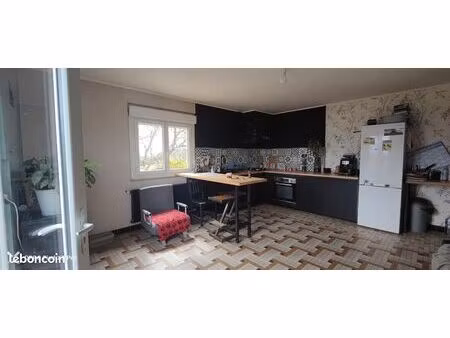 maison avec dépendances