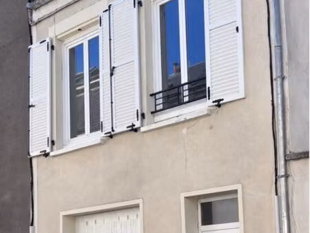 location maison de ville