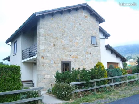 a louer maison f4 de 100m² avec jardin – les estables (43150)