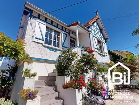 maison 7 pièces 175 m²