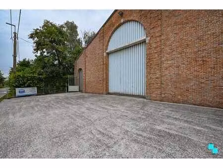 loods van ca. 125 m² te izegem