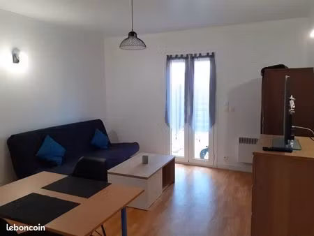 studio meublé de 28 m² avec terrasse privative