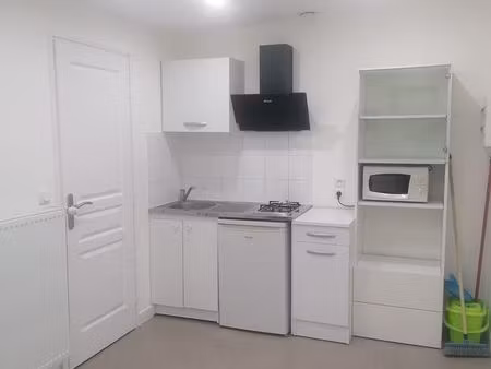 studio meublé tout confort + cour privée – mantes-la-ville (tout inclus)