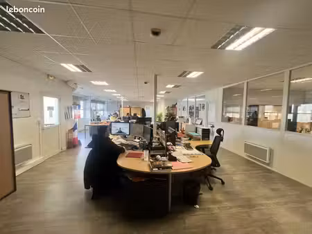 bureaux 225 m² dury