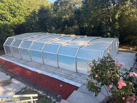 maison 170m2 - 4 chambres - piscine sous abri