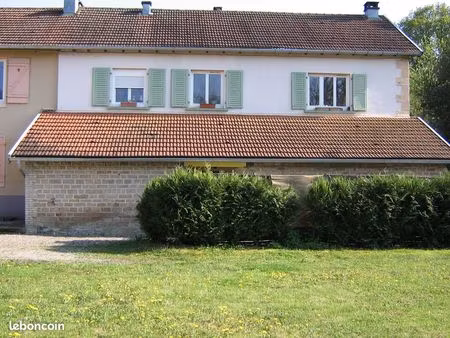 froideconche-maison mitoyenne de 138 m2 dont 105 habitabless