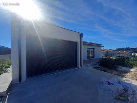 villa 4 pièces 138 m²