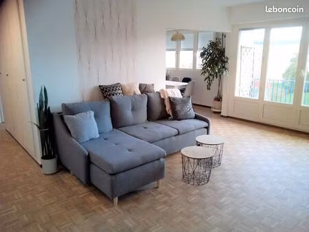 grand appartement lumineux 93m2