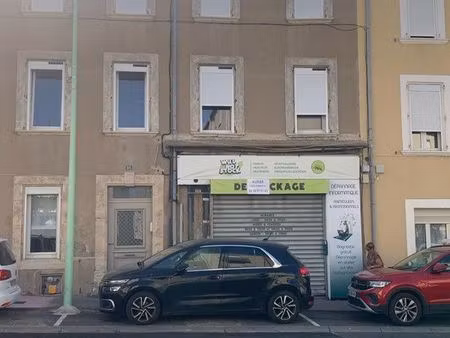 local commercial à louer de 60 m2