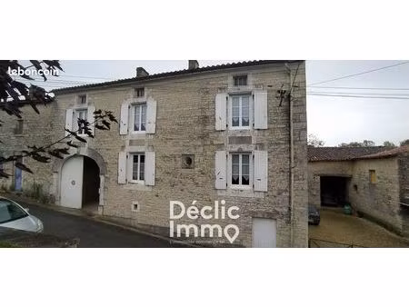 maison 5 pièces 140 m²