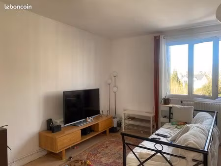 2 pièces meublé de 42m2