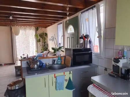 la malouteyre t2 52 m² avec garage  terrasse  petit jardin  vue dégagée  très bon état