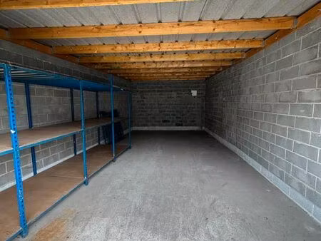 hangar de stockage - idéal pour entreposage sécurisé