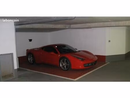 place de stationnement / parking