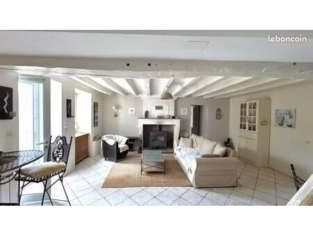 maison ancienne à chaniers 6 pièces