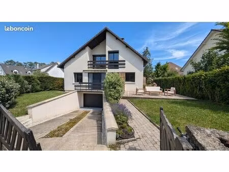 superbe maison familiale meublée – bord de bièvres  igny/bièvres (91)