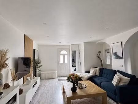 appartement meublé 40 m² – 1 chambre – véranda – place de parking – leuville sur orge (913