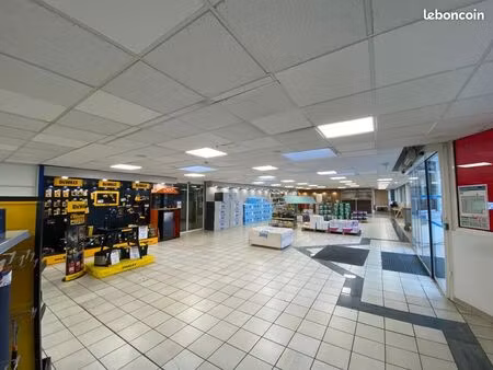 bureaux 571 m² amiens