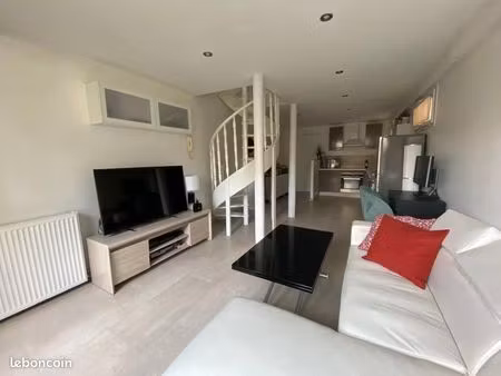 duplex meublé avec jardin privatif  parking et cave – 5 min à pied du rer a houilles–carri