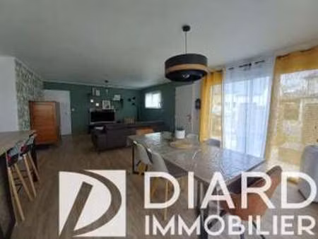 location maison à étrelles (35370) : à louer / 91m² étrelles