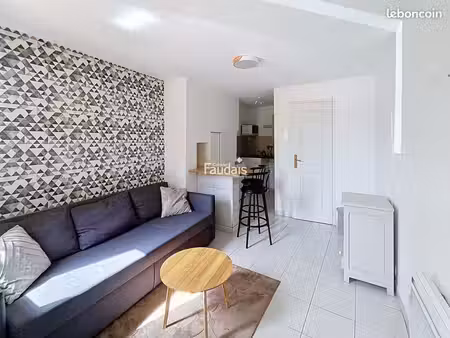 studio 1 pièce 17 m²