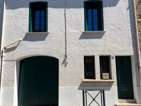 à louer – appartement à pézilla-la-rivière