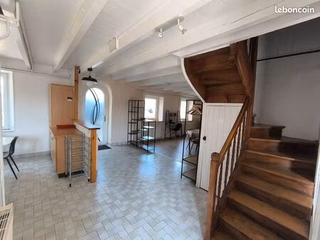 charmante maison f7 aumeville-lestre