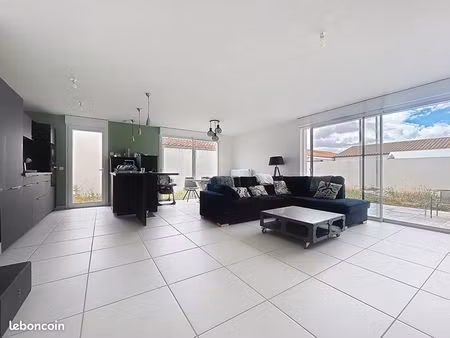 maison 3 pièces 83 m²