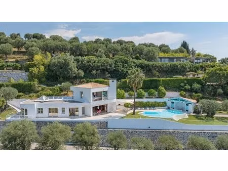 villa contemporaine dans un domaine privé et sécurisé – nice gairaut