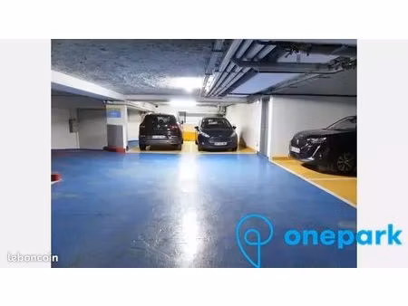 parking/box 12 m² paris 20