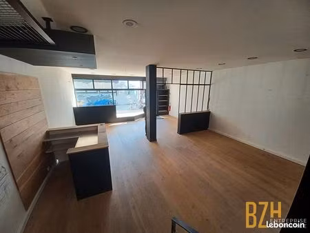 local commercial 133 m² lorient