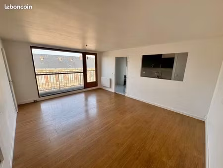 superbe fii renove avec petit balcon + parking securise + cave - secteur gambetta