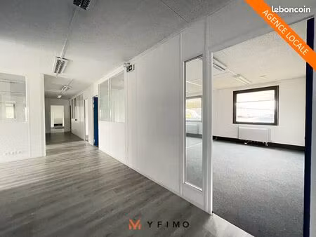 bureaux 1213 m² aubergenville