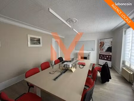 bureaux 490 m² les mureaux
