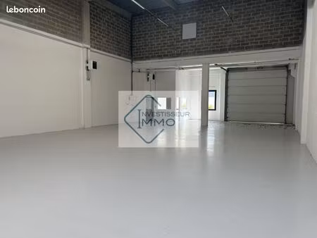 local bureaux 375 m²