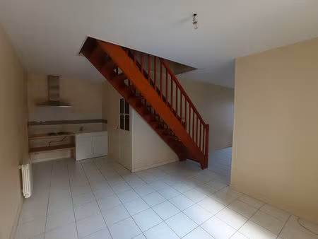 appartement t2 duplex 46m² st maixent l'ecole